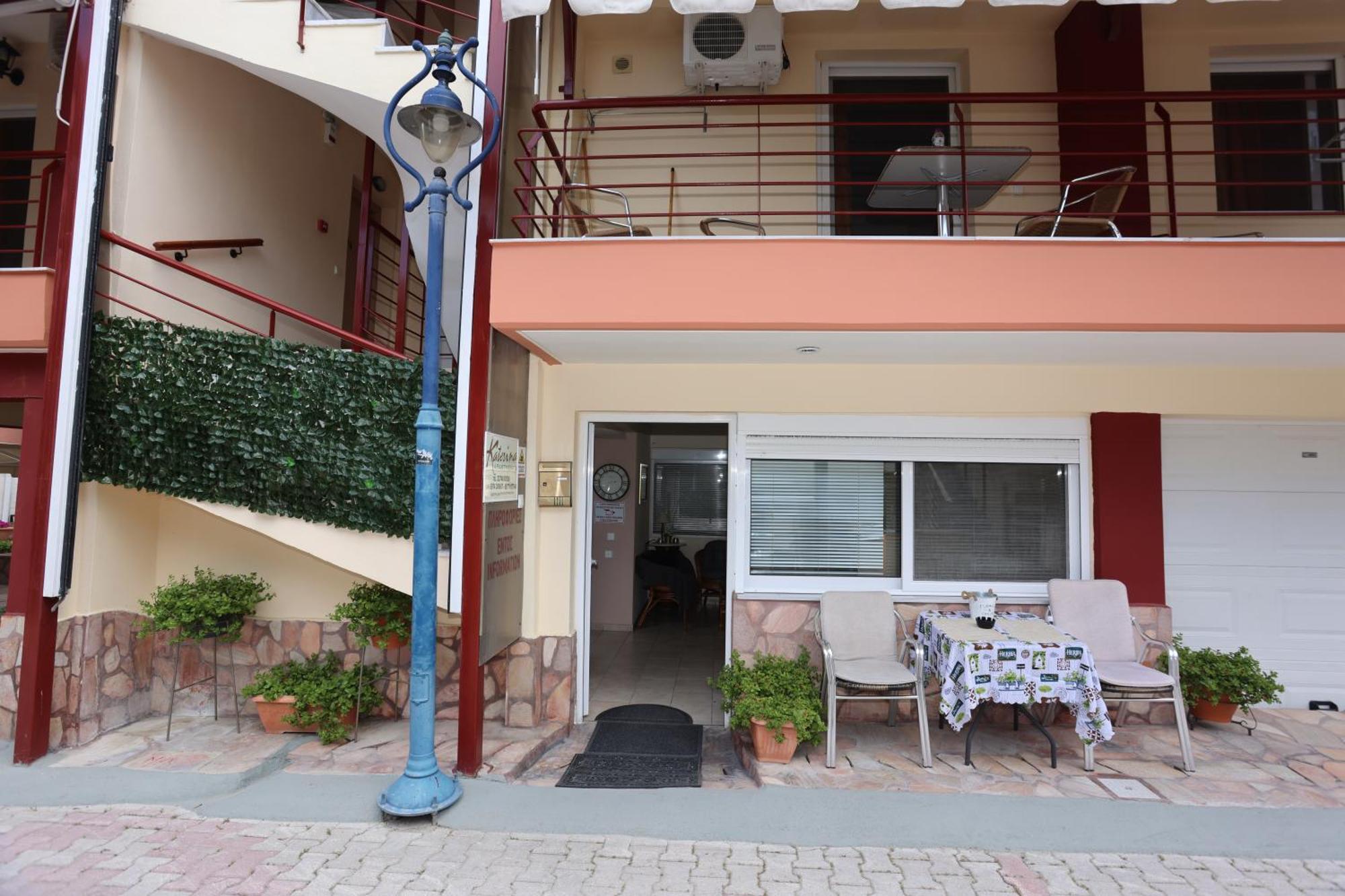Katerina Apartments Pefkochori Exterior photo